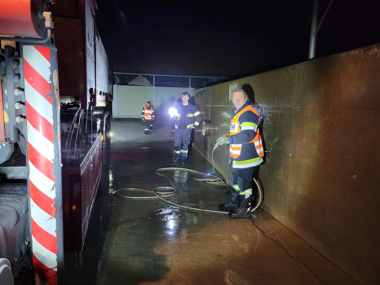 avstria pozhar 10 06 25 05