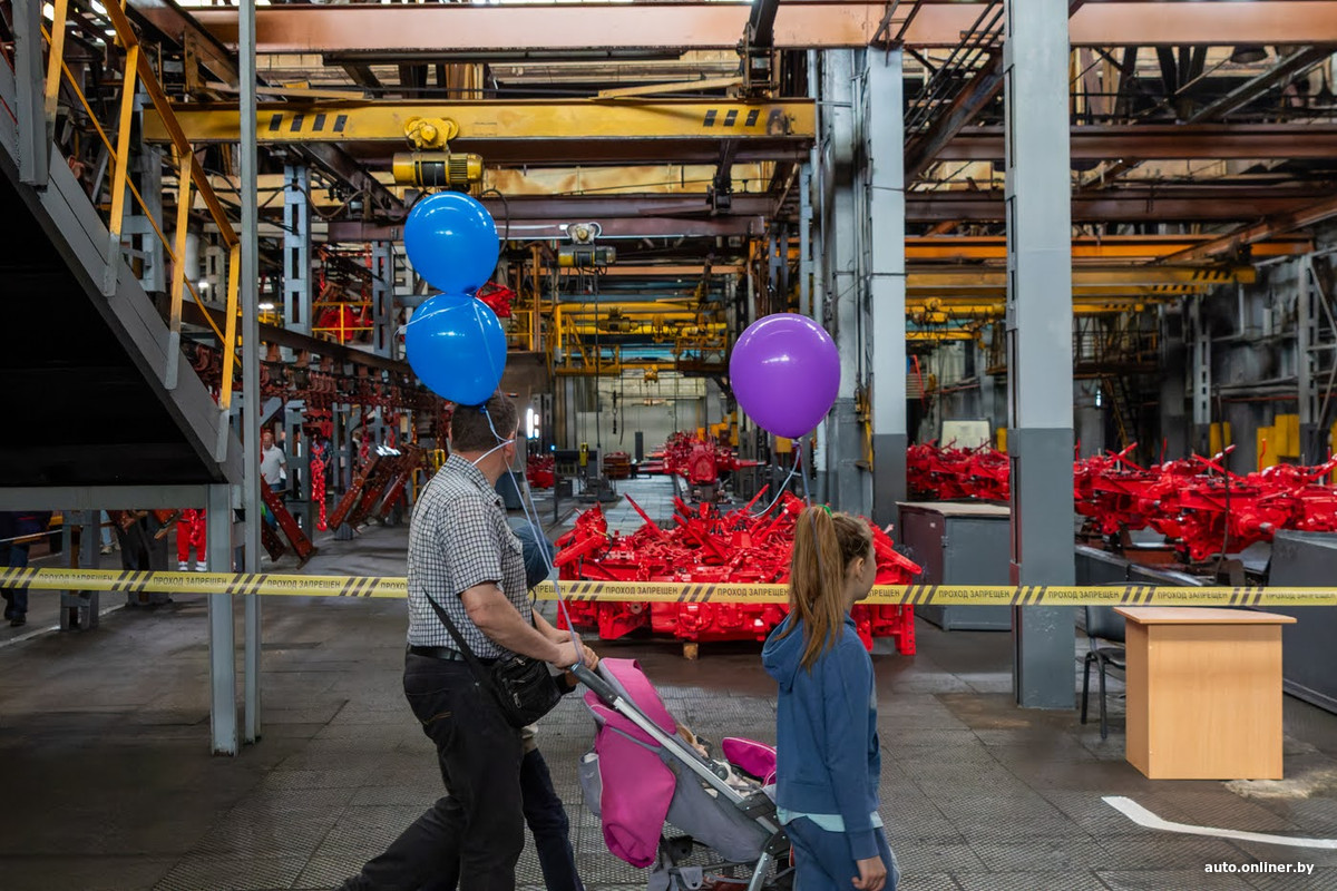 mtz 01 06 den otkr dverej 21