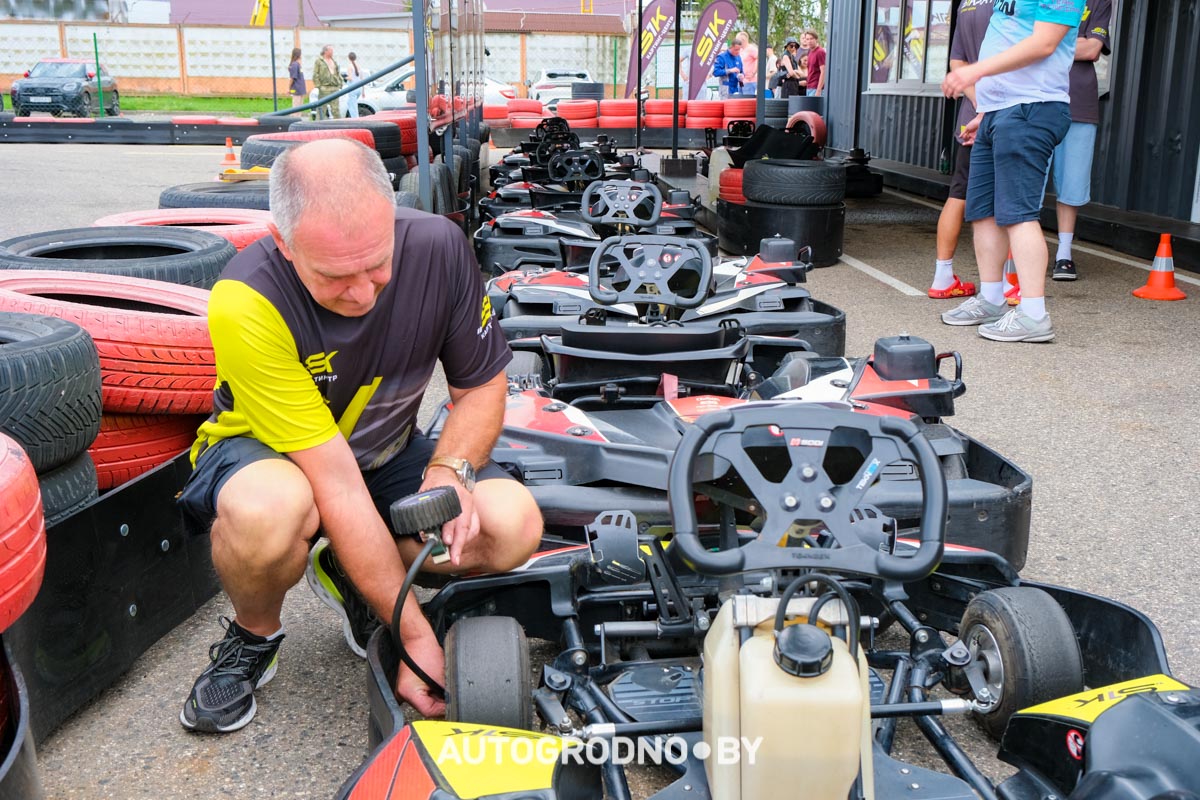 4 часа гонок на картинге в Гродно