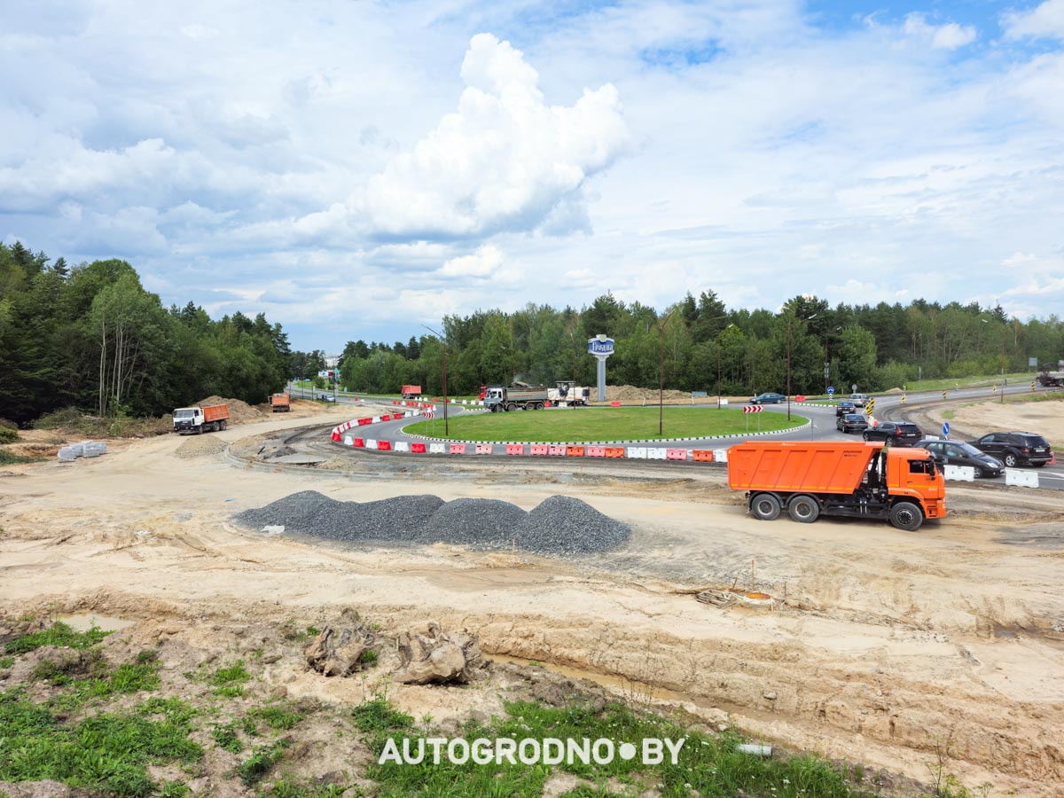 Строительство объездной дороги в Гродно в сторону Ольшанки - бетонка