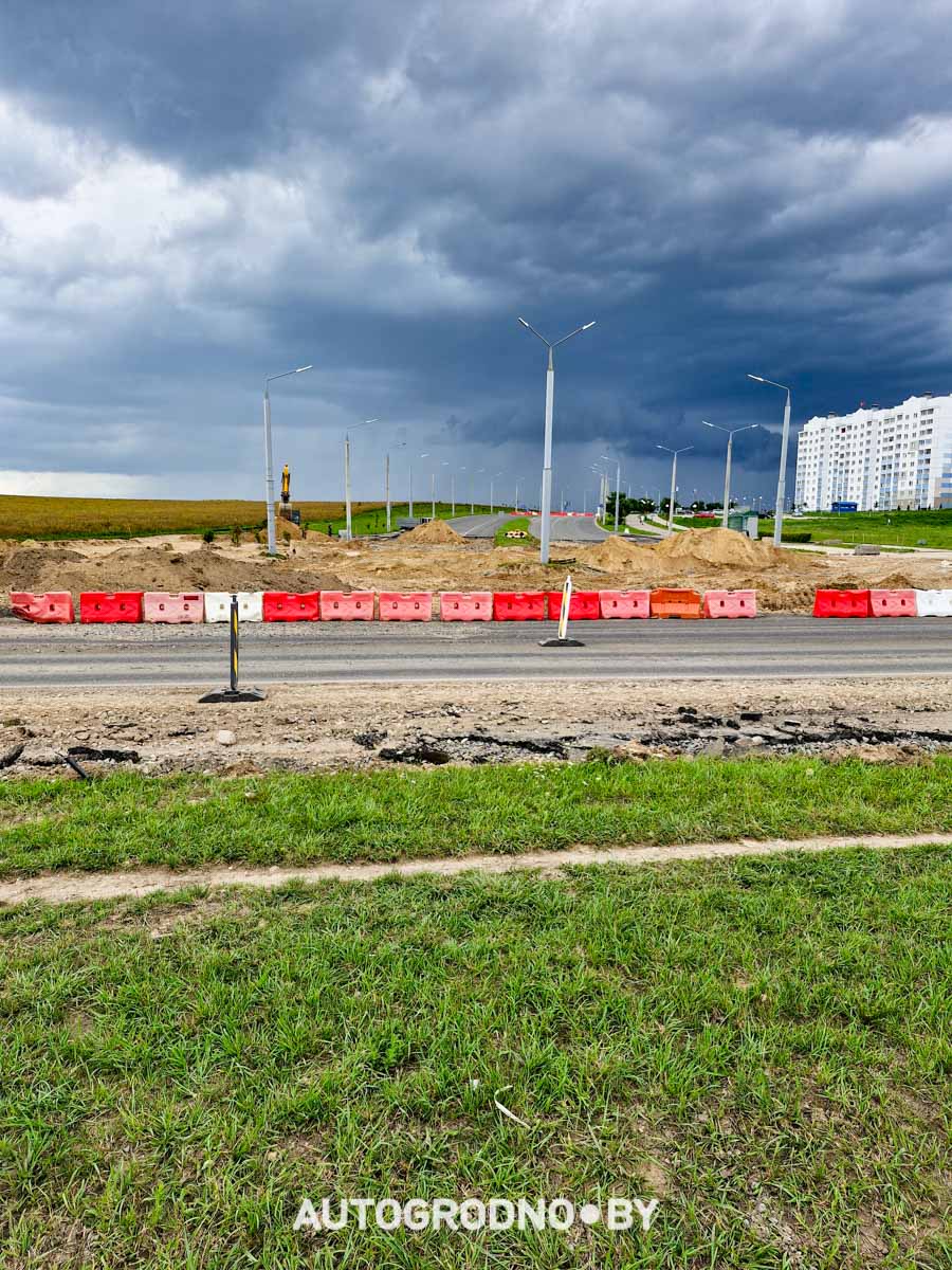 Строительство объездной дороги в Гродно в сторону Ольшанки - бетонка