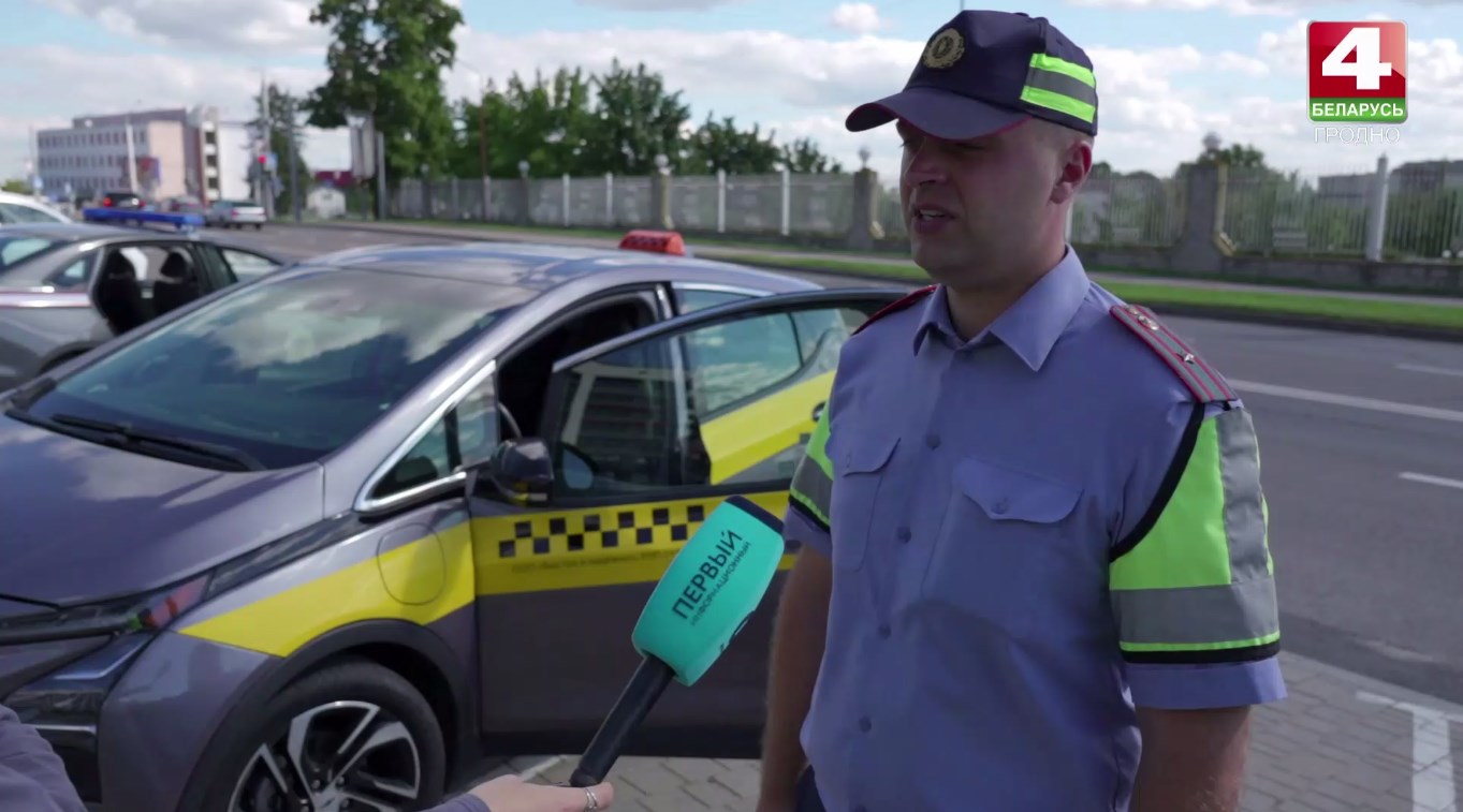 taxi 4 dnja kontrol gai ti 01