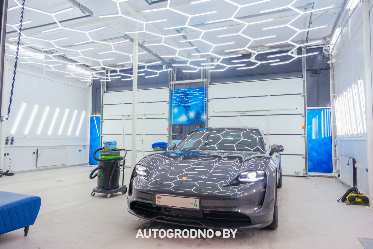 Робот мойка в Гродно ТРК Тринити