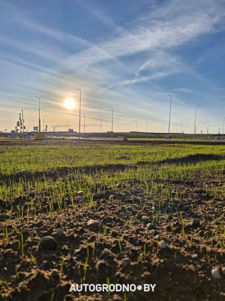 Дорога бетонка в Гродно в сторону Ольшанки накануне открытия