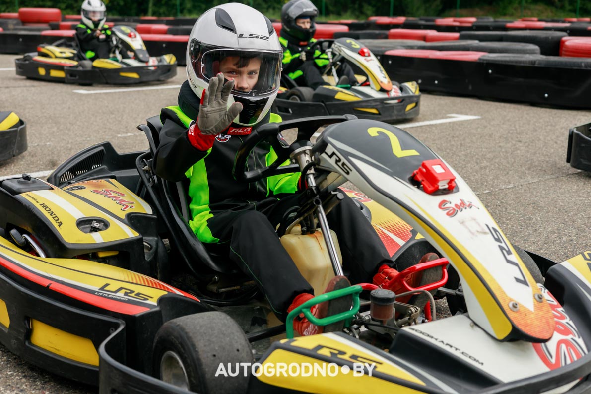 Время работы картинга на Горького возле Короны