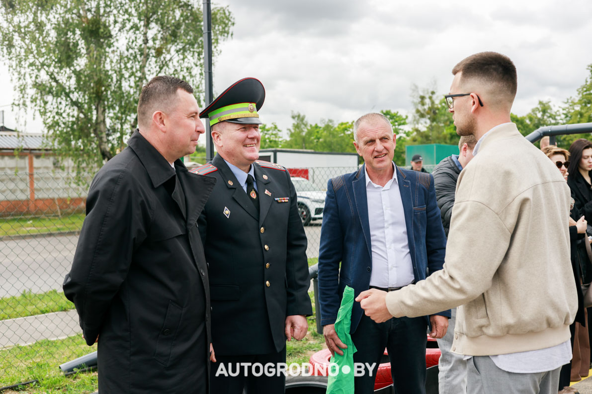 Время работы картинга на Горького возле Короны