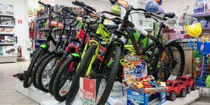 МАРТ проверил магазины мотовелотоваров – нарушения чуть ли не в каждом