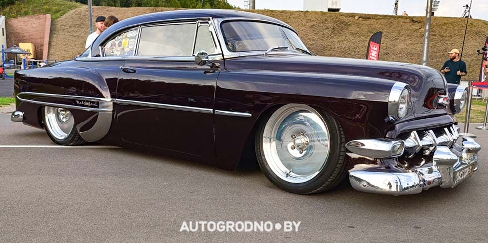 Впервые в Беларуси провели автофестиваль "Тачки Пикник". Как это было