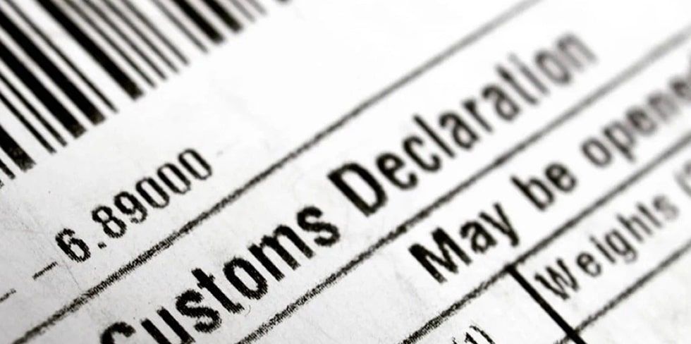 Оформила на знакомую автомобиль из США – кому он достался?