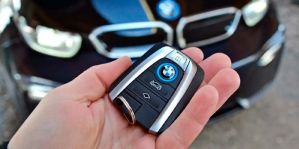 Белорусу доставили автомобиль с задержкой в полтора месяца: он обратился в суд и потребовал 8 000 рублей компенсации