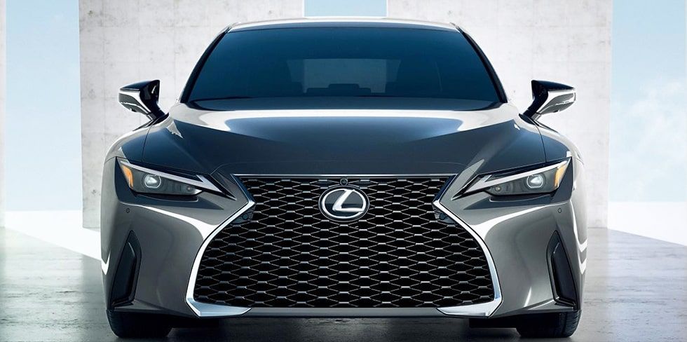 Депутаты приняли 10-кратное повышение транспортного налога на некоторые авто