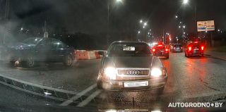 Как недоразумение между водителями привело к ДТП на улице Тавлая – видео