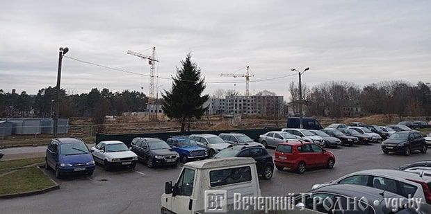 Как идет строительство первого дома на месте бывшей воинской части на Фолюше в Гродно? Дошли до пятого этажа