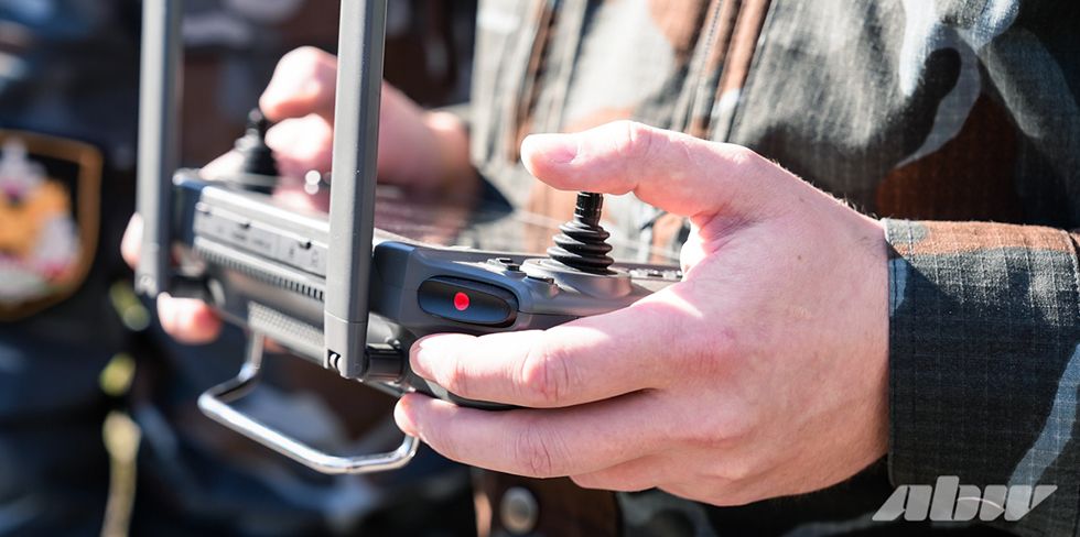 Всегда нужно иметь в виду, что за твоими действиями может кто-то наблюдать. Как работают дроны на службе ГАИ? 