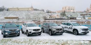 "Продавать первые Geely Atlas было сложно": менеджер автосалона из Гродно показал эволюцию 4 поколений кроссоверов