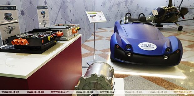 В Беларуси создали прототип натриевой АКБ для электротранспорта. Это первый успешный случай в мире