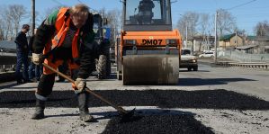В ЖКХ назвали основные причины повреждения дорожного полотна