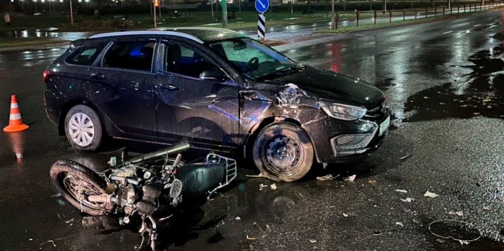 В Гродно произошло серьезное ДТП с участием 18-летнего мотоциклиста