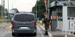 Автомобили должников, пересекающие белорусскую границу, будут передавать судебным исполнителям