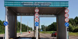 В Беларуси ввели электронную марку для оплаты дезинфекции транспорта на границе. Как ее получить?