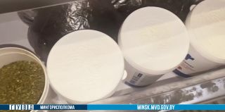 В Беларуси владелец СТО принял "травку" в качестве оплаты за ремонт, а потом решил на ней заработать