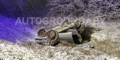 Недалеко от Гродно на крыше оказалась "Лада". Все живы