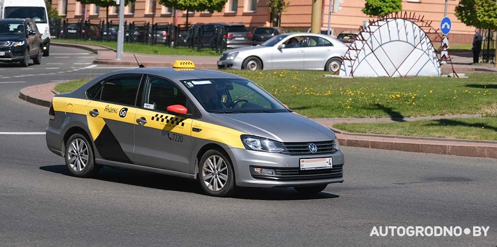 Обновлено: В Беларуси закрыли доступ к сервису такси "Максим". В чем дело?