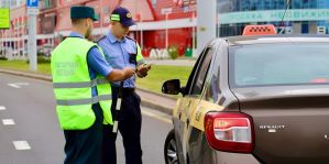 Минтранс заявил о росте нарушений в такси, связанных с арендой автомобилей. И предупредил собственников авто