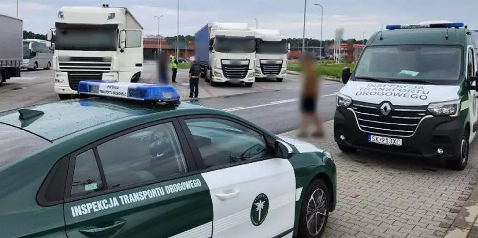 В Польше экипаж белорусов попался транспортникам при "фокусах" с тахографом