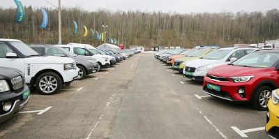 На продажах машин точно отразится. В Беларуси запретили лизинг c привязкой к валюте