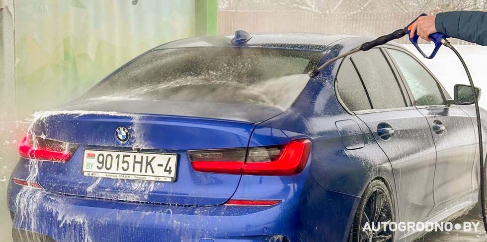 Секреты мойки автомобиля в сильный мороз: директор сети автомоек поделился лайфхаками и озвучил типичные ошибки