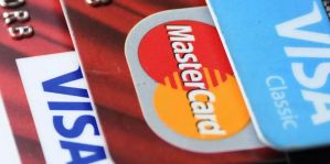 Белорусам обещают "однодневные командировки" в Россию. Почему этого делать не стоит? 