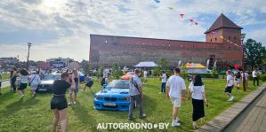 В Лиде отгремел автофестиваль "Тачки Пикник 2025". Посмотрите, как это было!