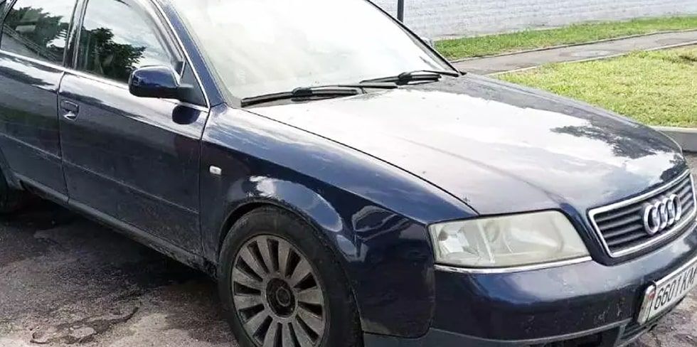 Через аукцион хотят продать AUDI, у которой уже есть один собственник