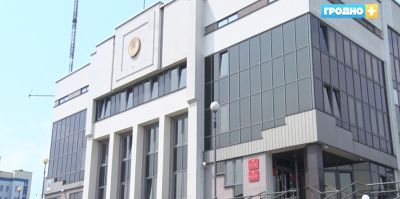 В Гродно инструктора по вождению осудили за взятки и мошенничество