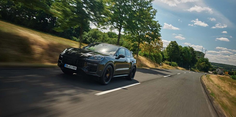 Porsche выпустит для Европы гибридный Cayenne с V8, чтобы обойти экологические требования
