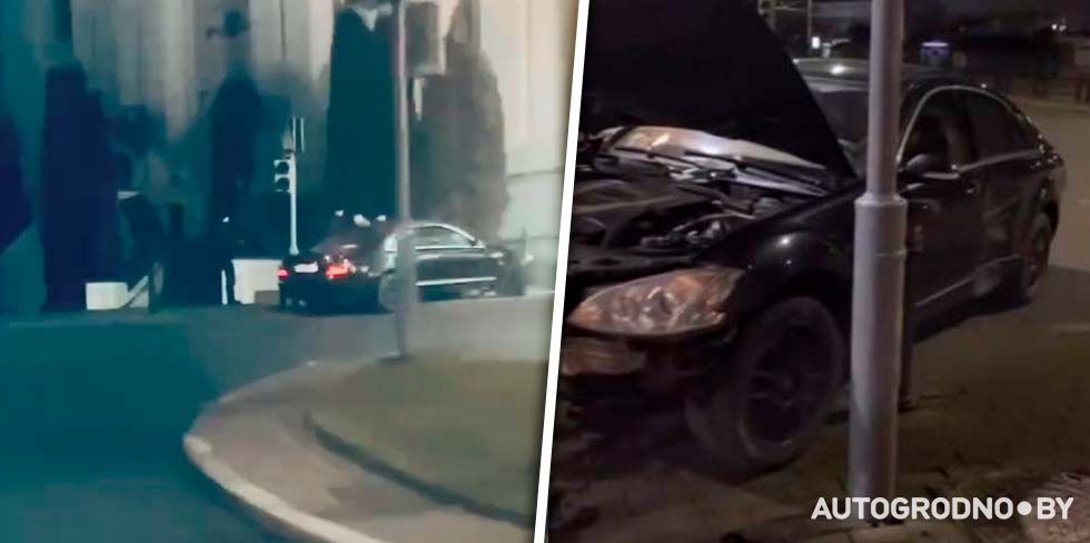 У Фарного костела в Гродно снова разбили автомобиль