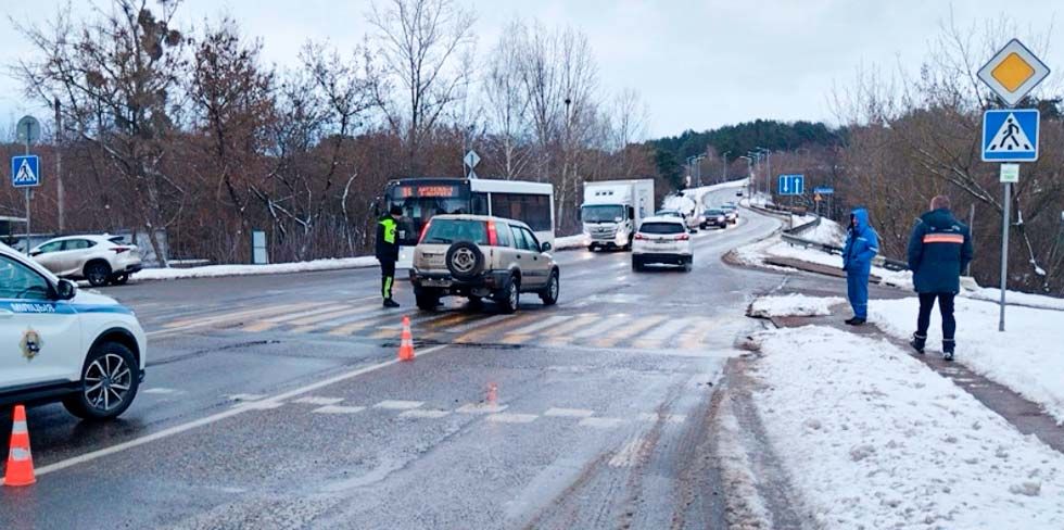 В Гродно на въезде со стороны Лососно сбили женщину: водитель не остановился перед пешеходным переходом