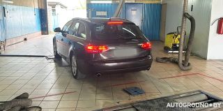 С бумажным проще. Белорус оформил электронный "дазвол", но оказалось, что признают его не везде